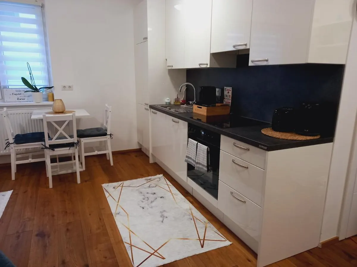 Lauro Apartment Wiedeń 0*,  Austria